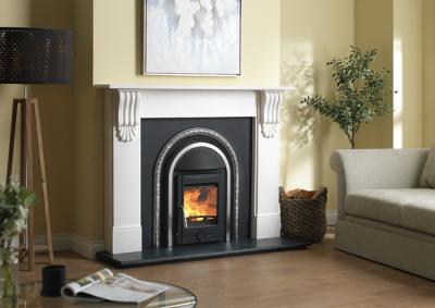 Ashbourne Cast Iron Arched Insert Integrated With Eco Stove - room